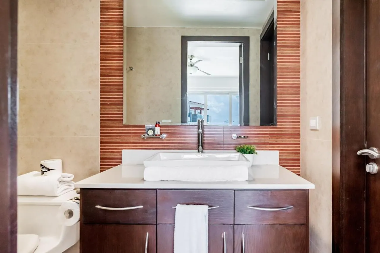 Casa Los Mares Ocean Front Penthouse Condo プレヤデルカーメン 0*,  メキシコ