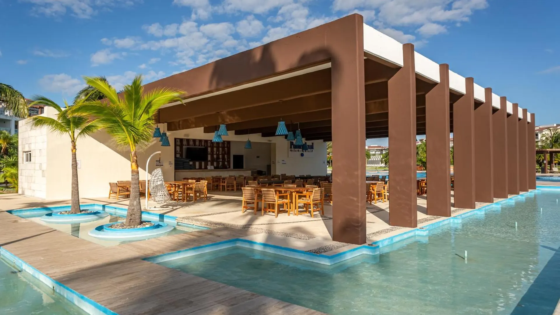 アパート Casa Los Mares Ocean Front Penthouse Condo プレヤデルカーメン