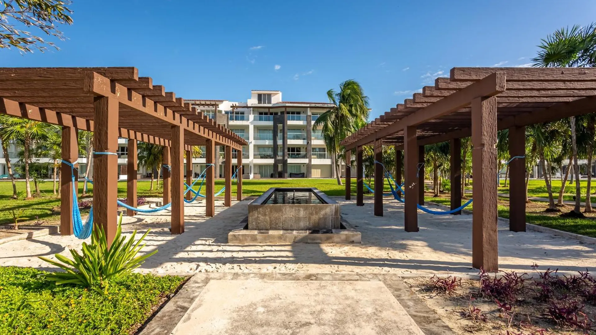 Casa Los Mares Ocean Front Penthouse Condo プレヤデルカーメン メキシコ