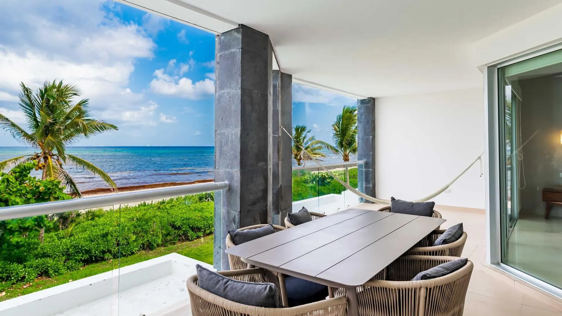 Casa Los Mares Ocean Front Penthouse Condo プレヤデルカーメン 0*,  メキシコ