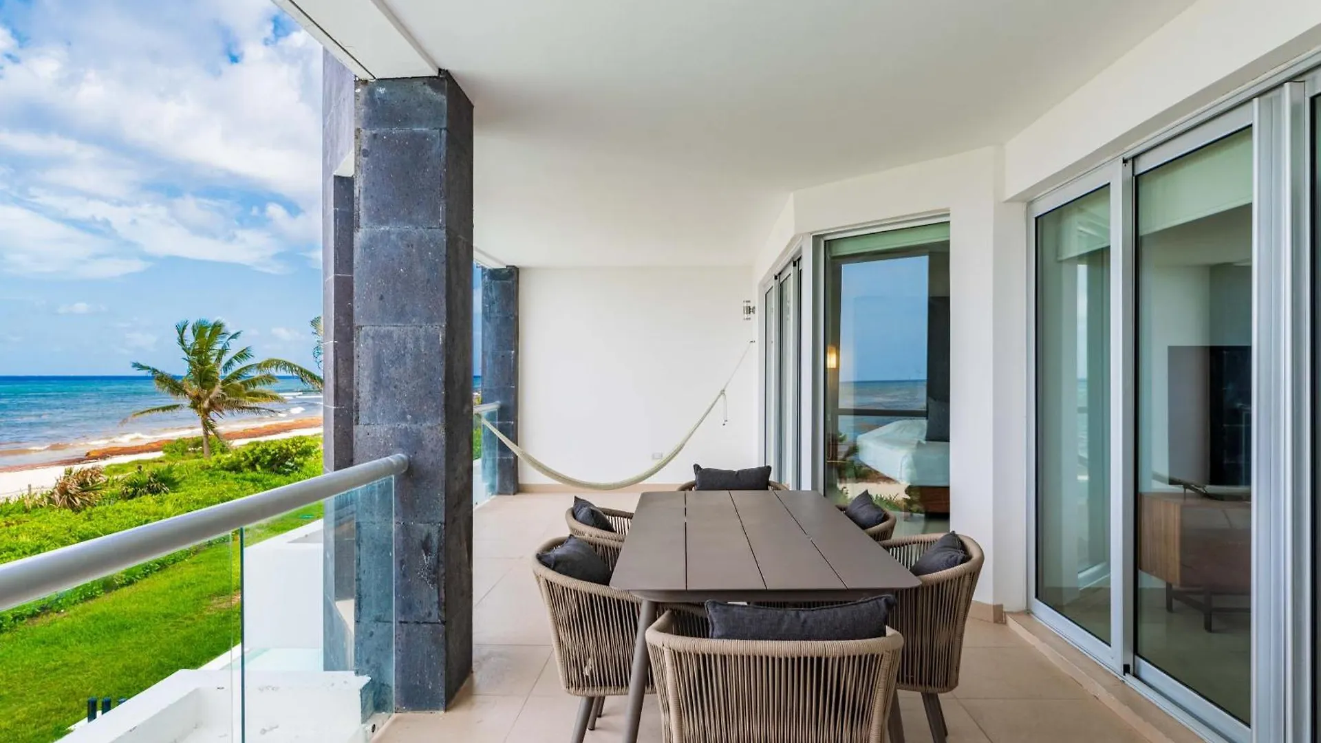 Casa Los Mares Ocean Front Penthouse Condo contacts